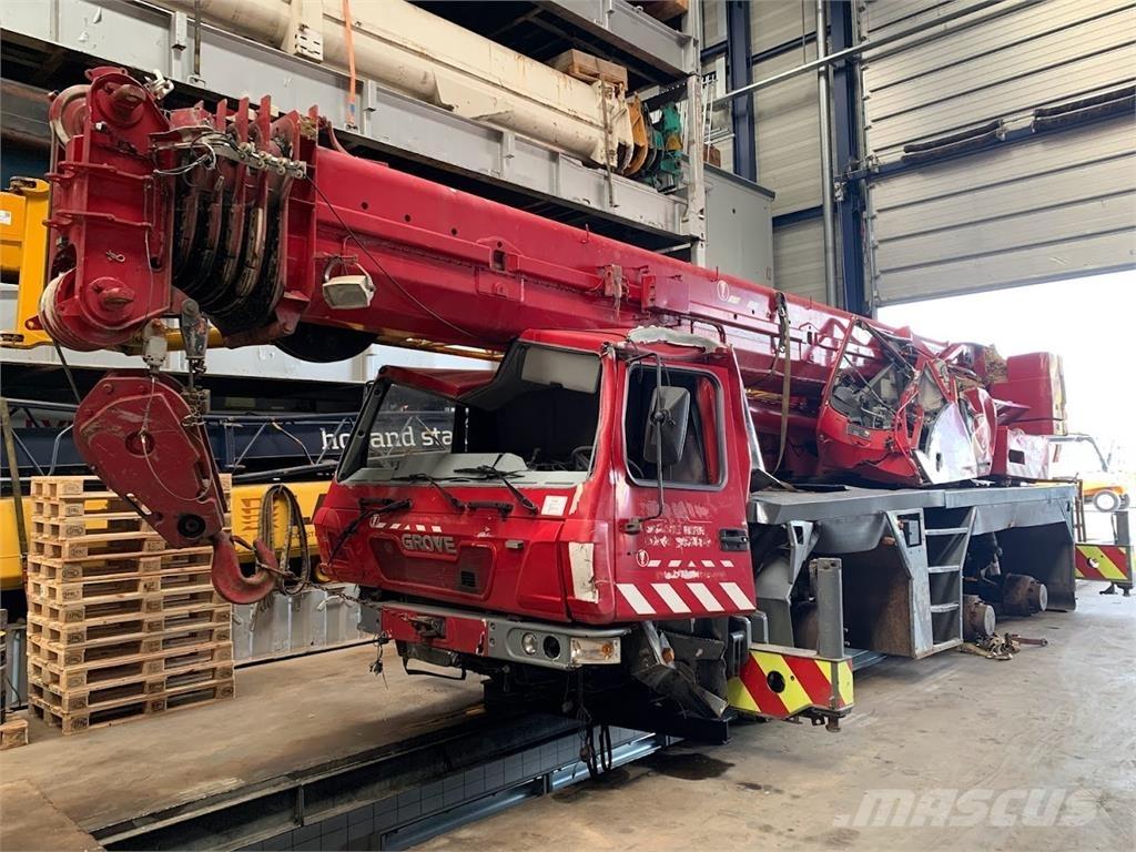 Grove GMK 3055 Yol-Arazi Tipi Vinçler (AT)