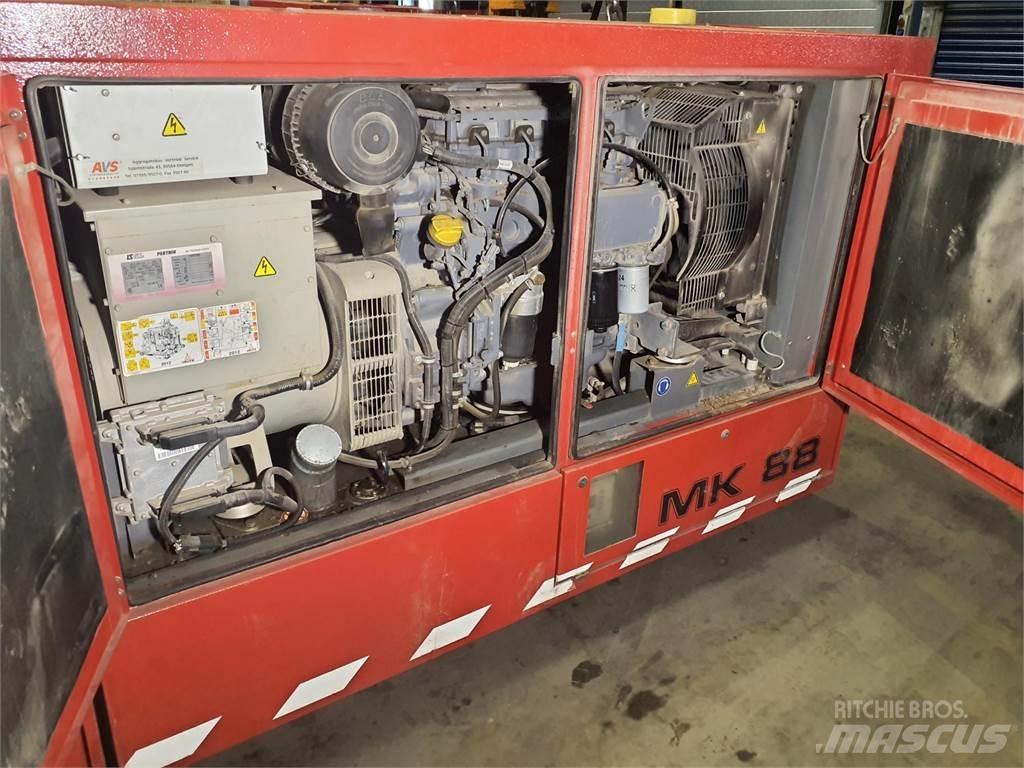 Liebherr MK 88 upper Vinç parçalari
