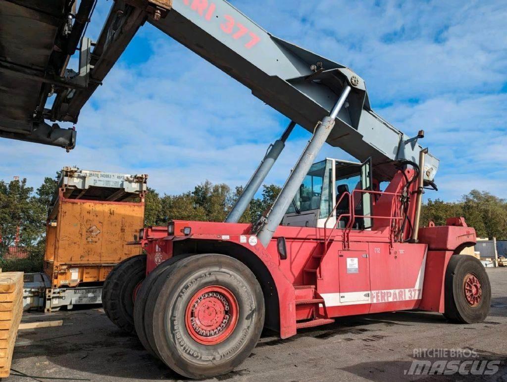 CVS Ferrari F377.5 PB Konteyner istifleyiciler - reach stacker
