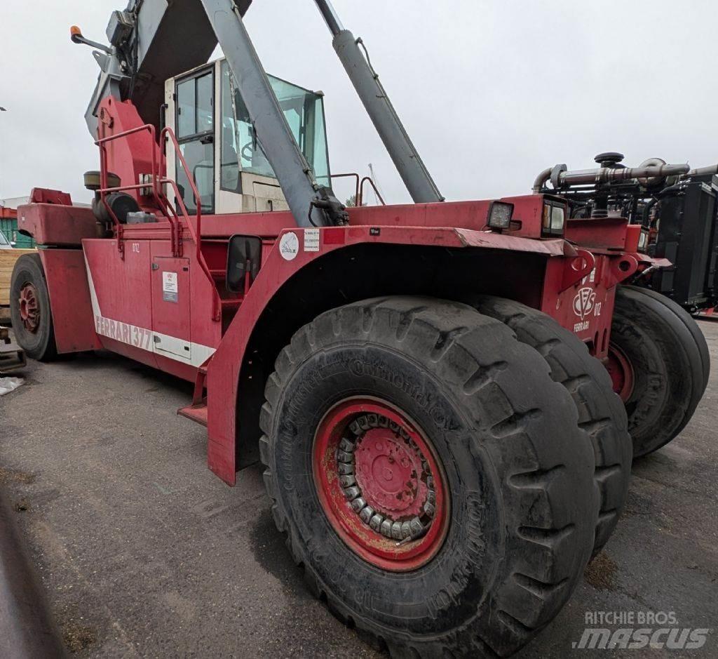 CVS Ferrari F377.5 PB Konteyner istifleyiciler - reach stacker