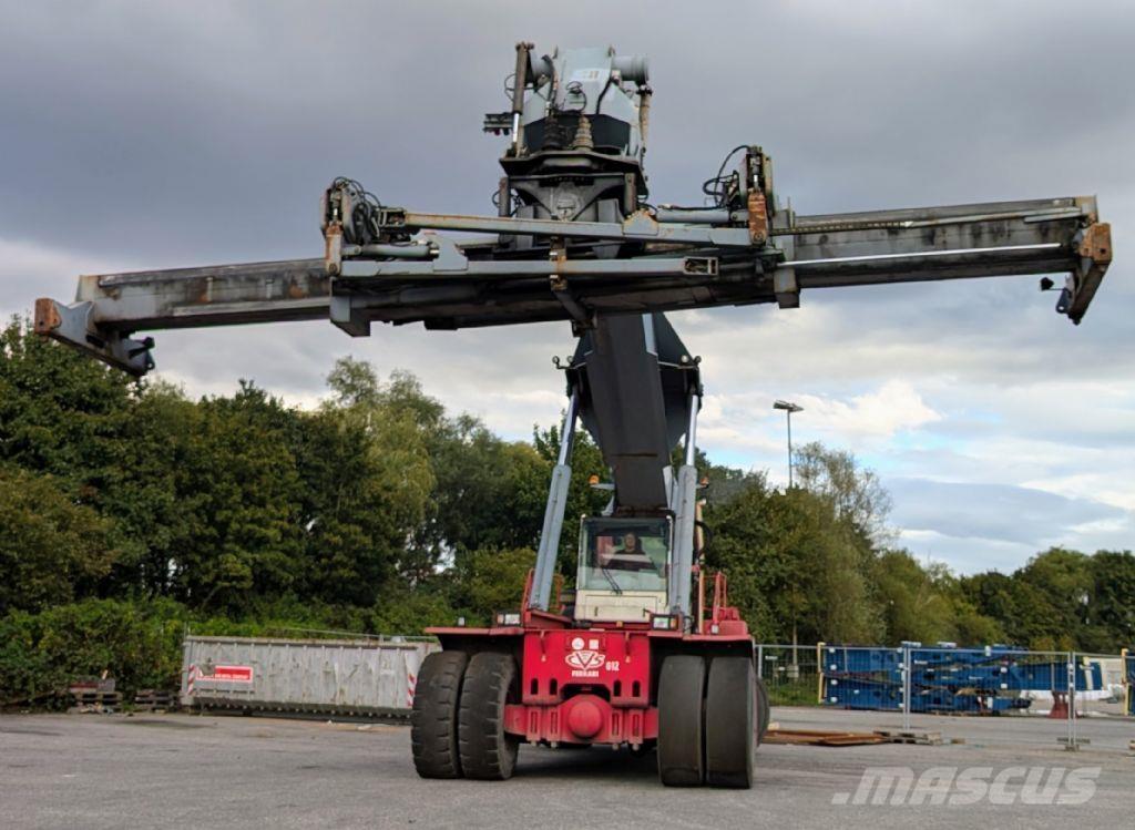 CVS Ferrari F377.5 PB Konteyner istifleyiciler - reach stacker