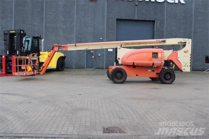 JLG 800AJ Körüklü personel platformları