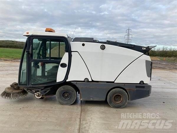 Johnston CX200 Diger
