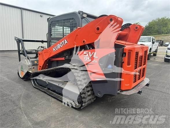 Kubota SVL95-2S Ağaç parçalayıcılar