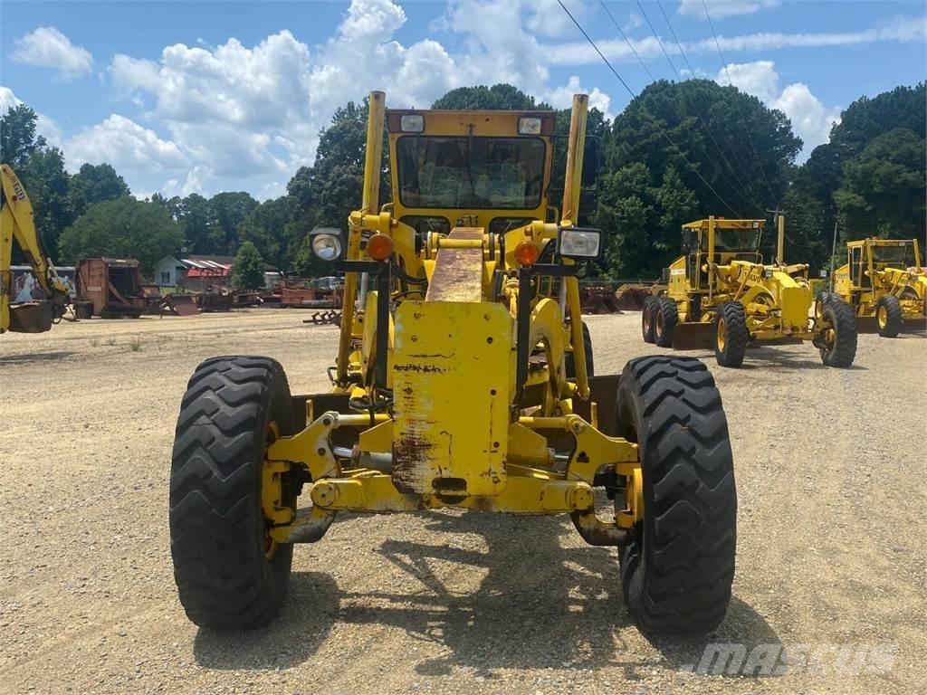 Champion 720A Diger