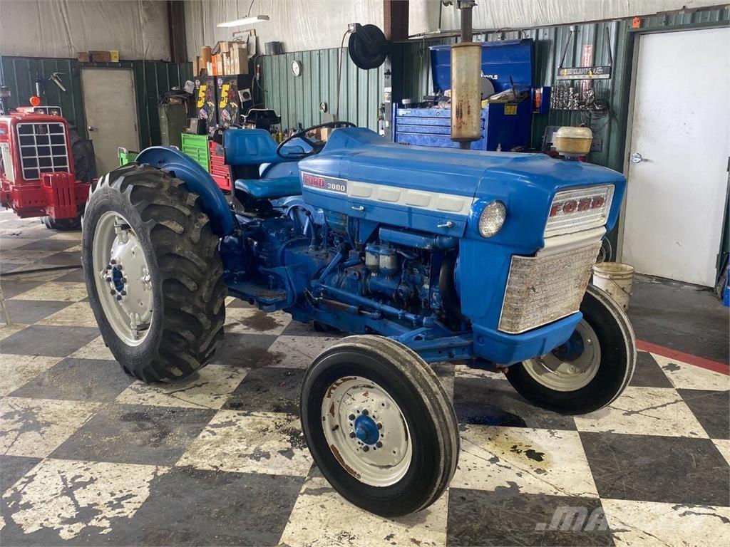 Ford 3000 Diger