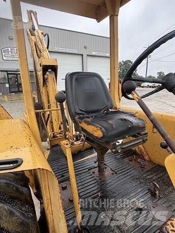Ford 555 Diger