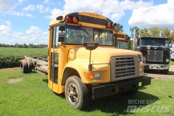 Ford B-800 Diger