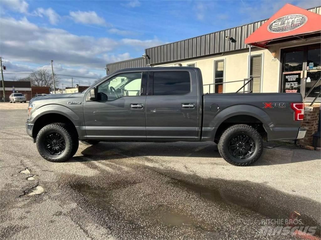 Ford F-150 Diger