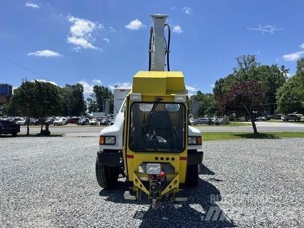 Ford F800 Diger