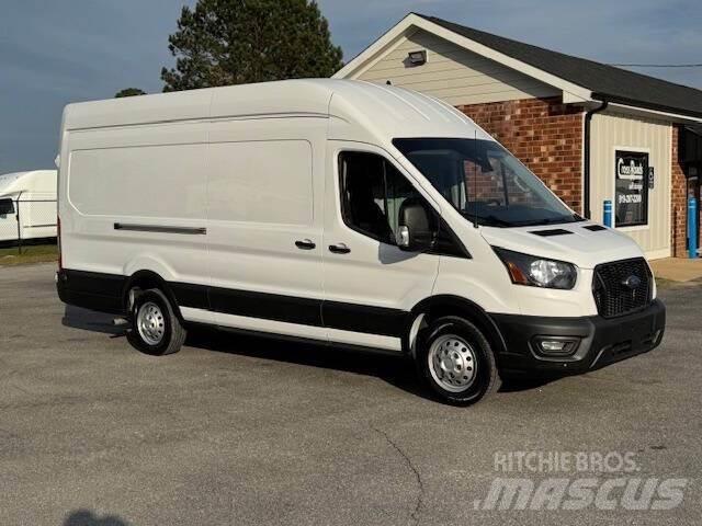Ford Transit Diger