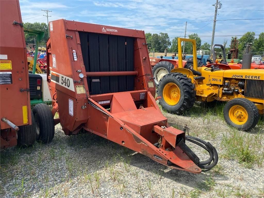 Hesston 540 Diger