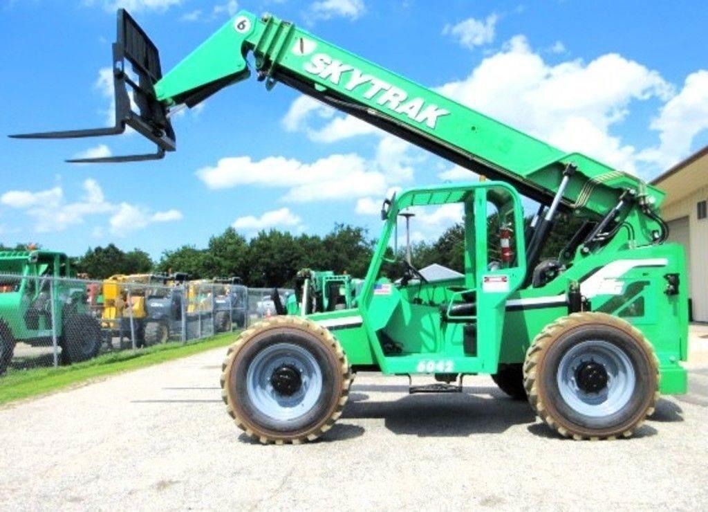 SkyTrak 6042 Diger