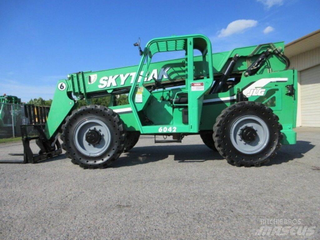 SkyTrak 6042 Diger