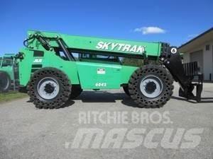 SkyTrak 6042 Diger