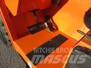 SkyTrak 8042 Diger