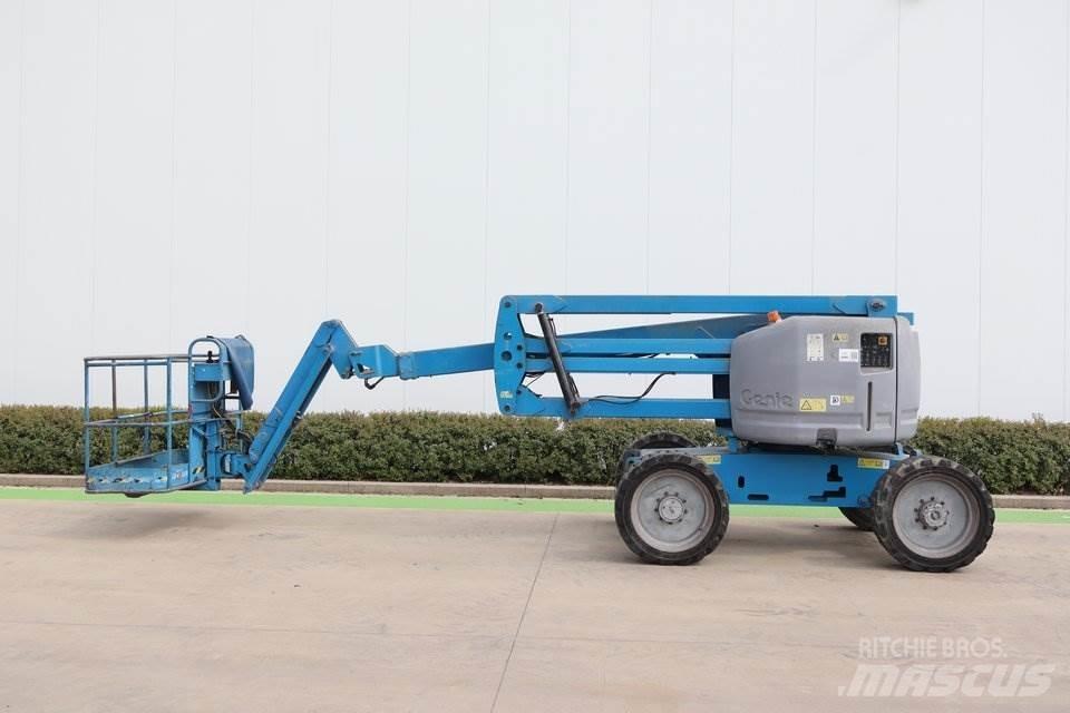 Genie Z51-30JRT Körüklü personel platformları