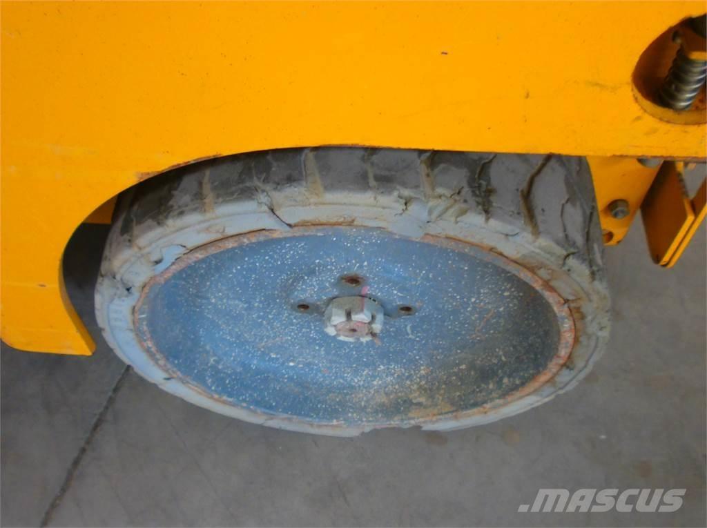 Haulotte Compact 12 Makasli platformlar