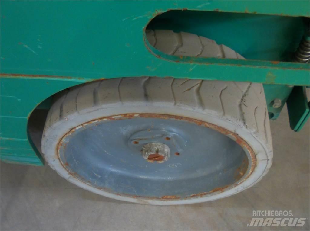 Haulotte Compact 14 Makasli platformlar