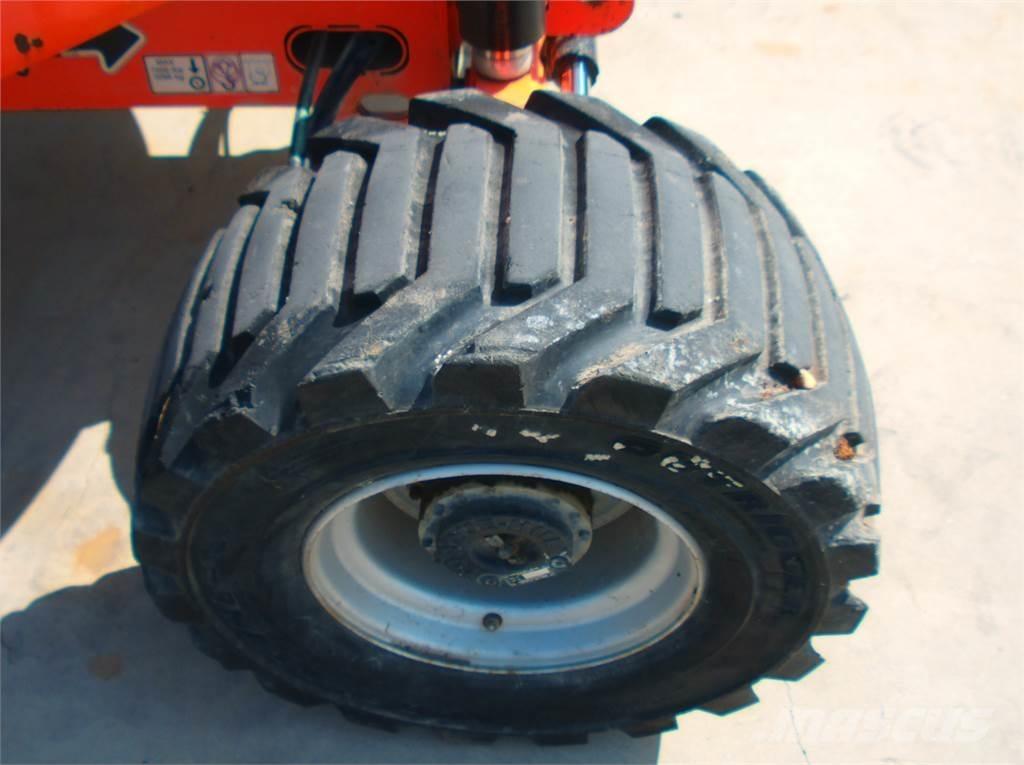 JLG 450AJ Körüklü personel platformları