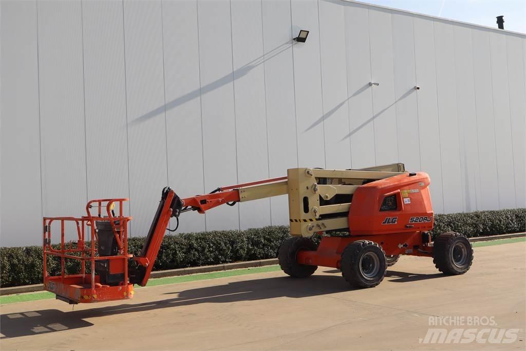 JLG 520AJ Körüklü personel platformları
