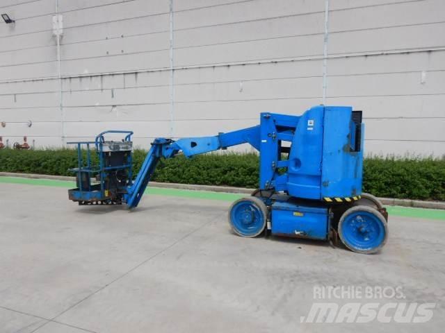 JLG E300AJP Körüklü personel platformları