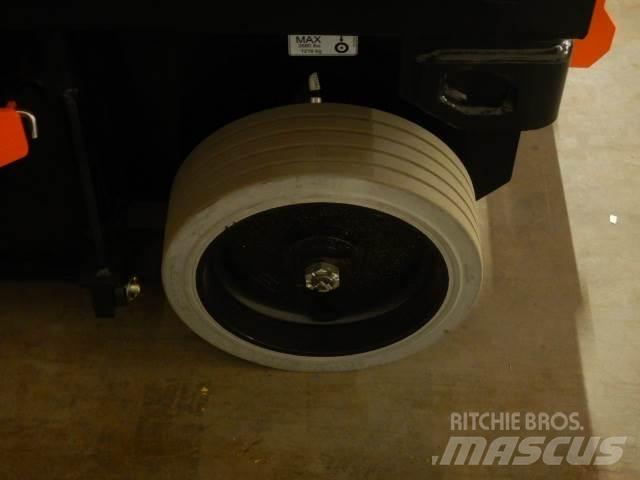 JLG R4045 Makasli platformlar