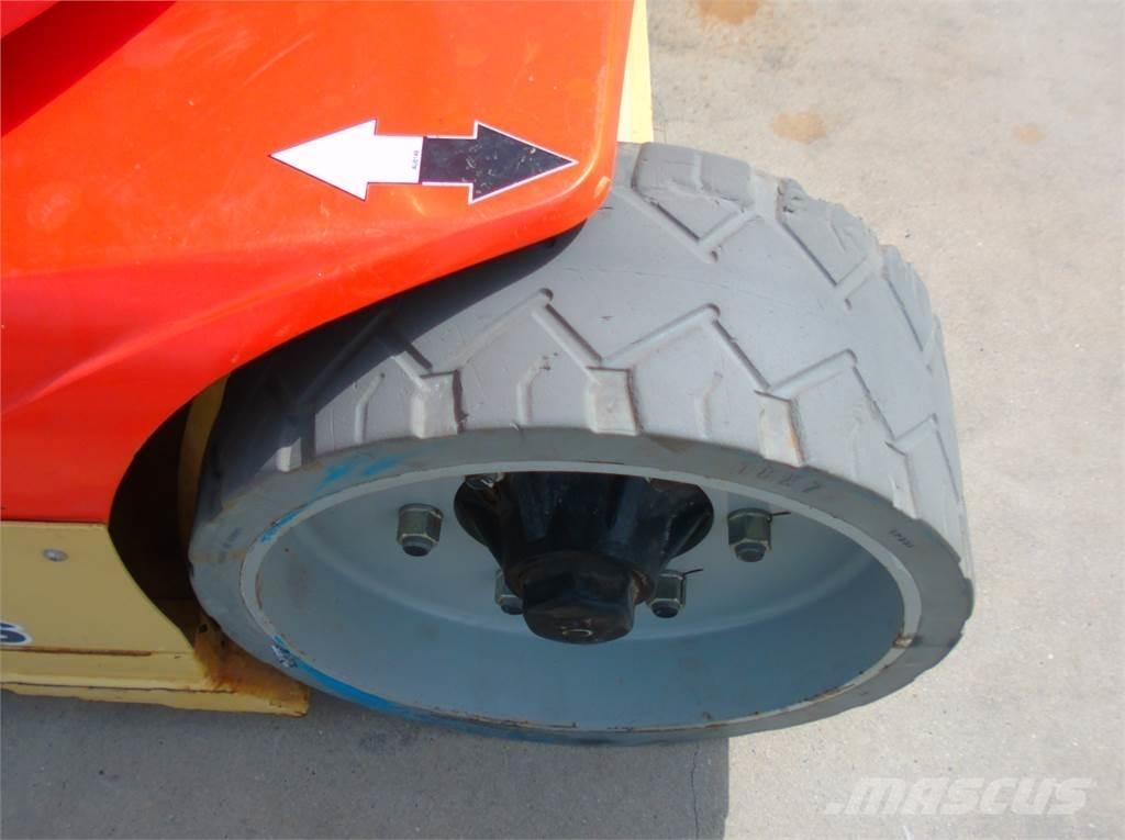 JLG Toucan 12E+ Personel Platformları ve Cephe Asansörleri