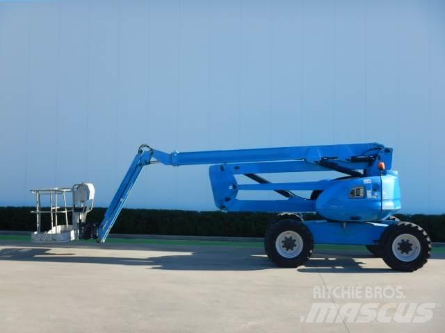 Manitou 200ATJ Körüklü personel platformları