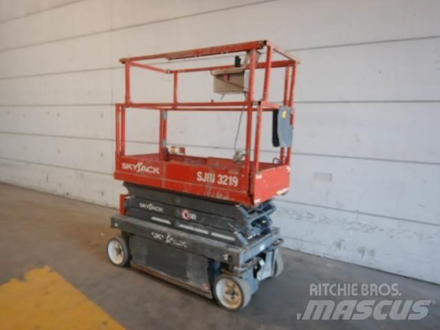 SkyJack SJ3219 Makasli platformlar