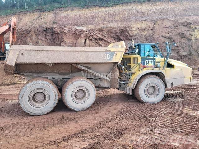 CAT 745C Belden kirma kaya kamyonu