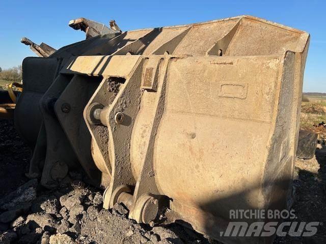 CAT 973D Kovalar