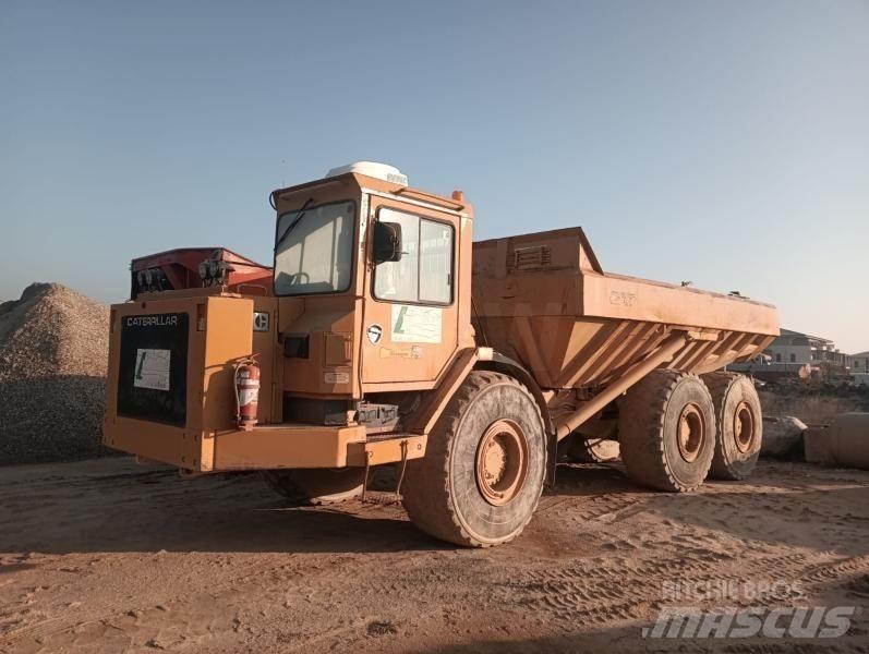 CAT D350C Belden kirma kaya kamyonu