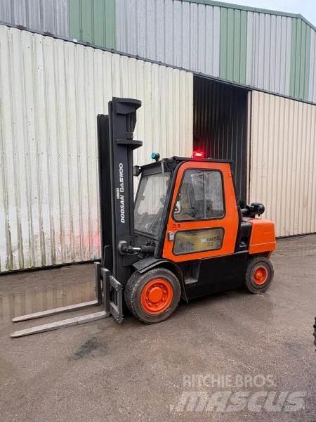 Doosan D45SC Diger