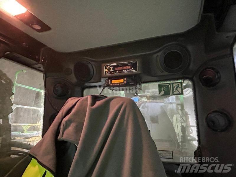 Liebherr R956 Paletli ekskavatörler