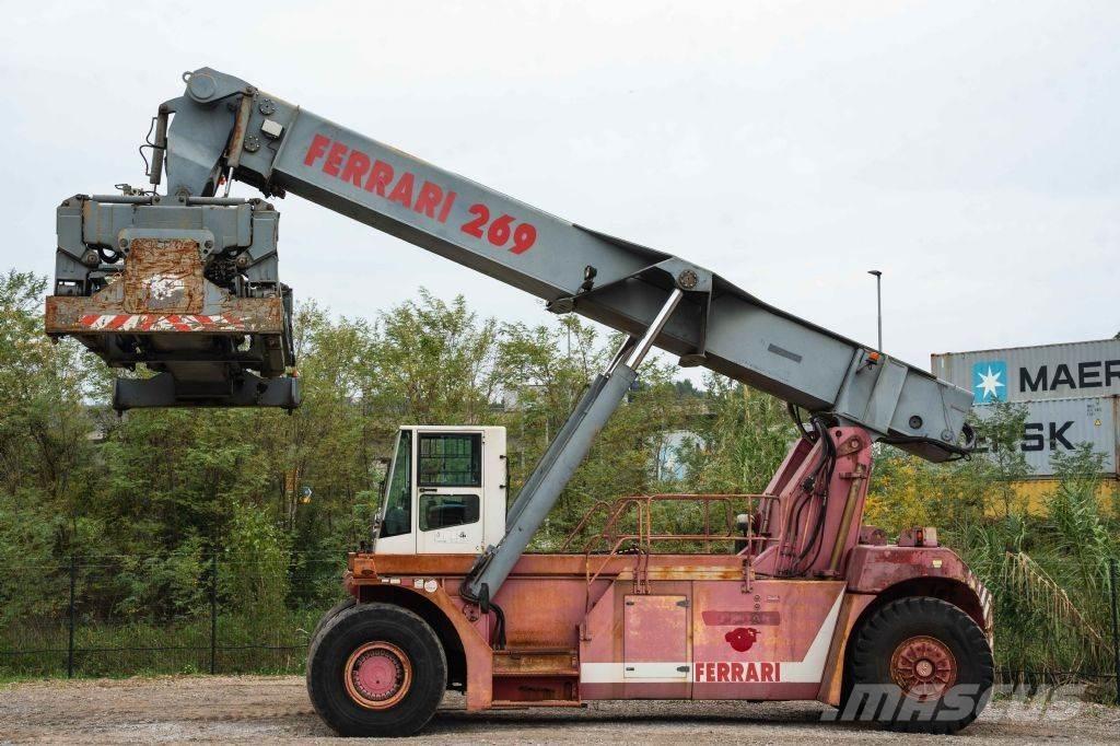 CVS Ferrari F269.5 Konteyner istifleyiciler - reach stacker