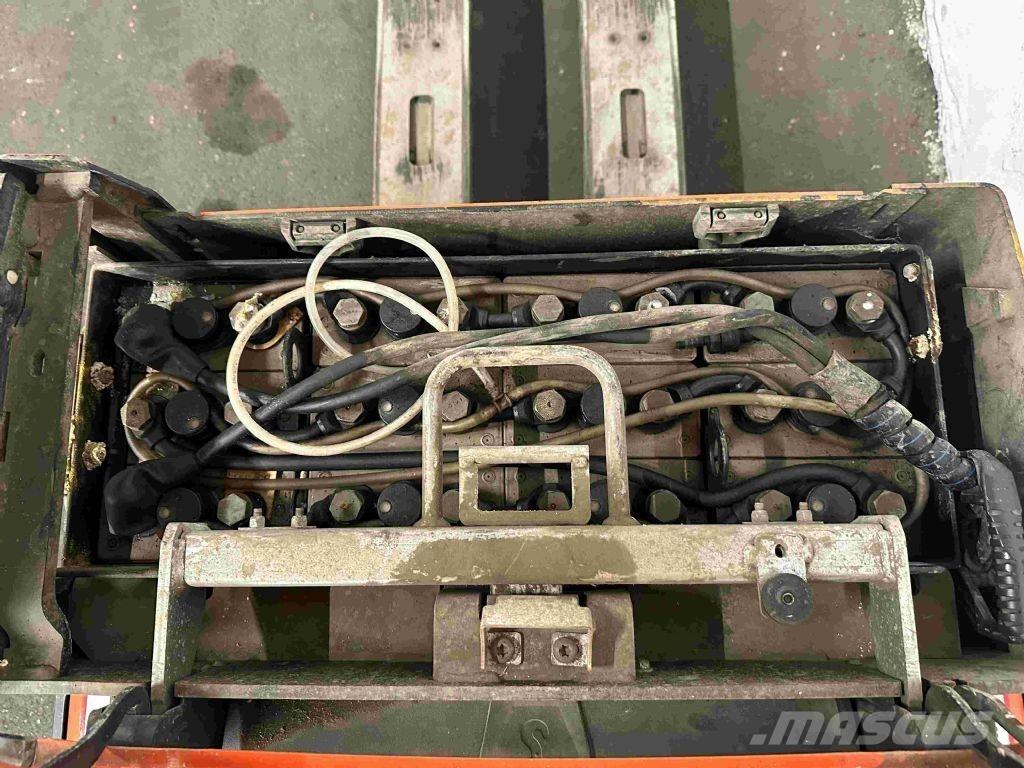 Toyota LPE 200 Düsük seviye kaldirici