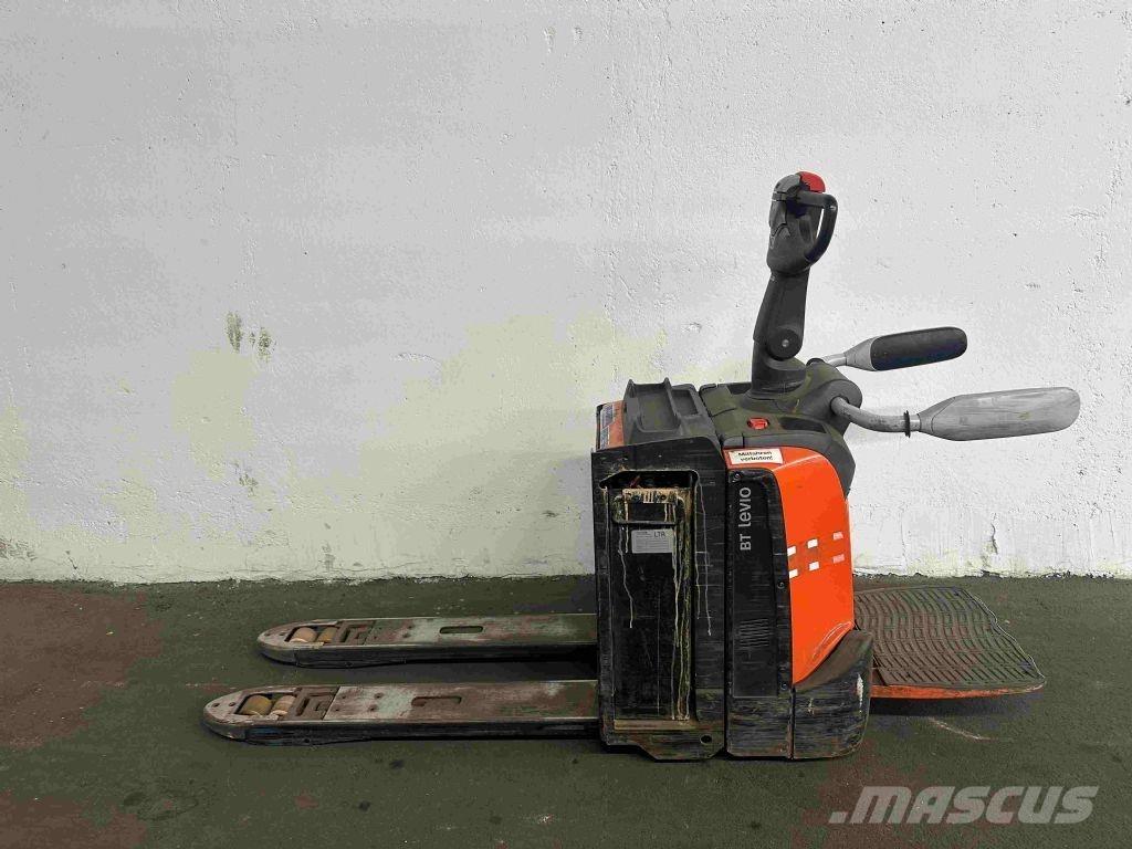 Toyota LPE 200 Düsük seviye kaldirici