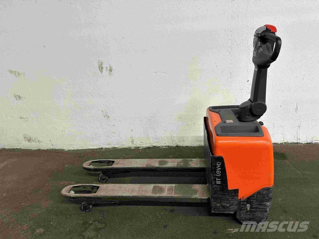 Toyota LWE 130 Düsük seviye kaldirici