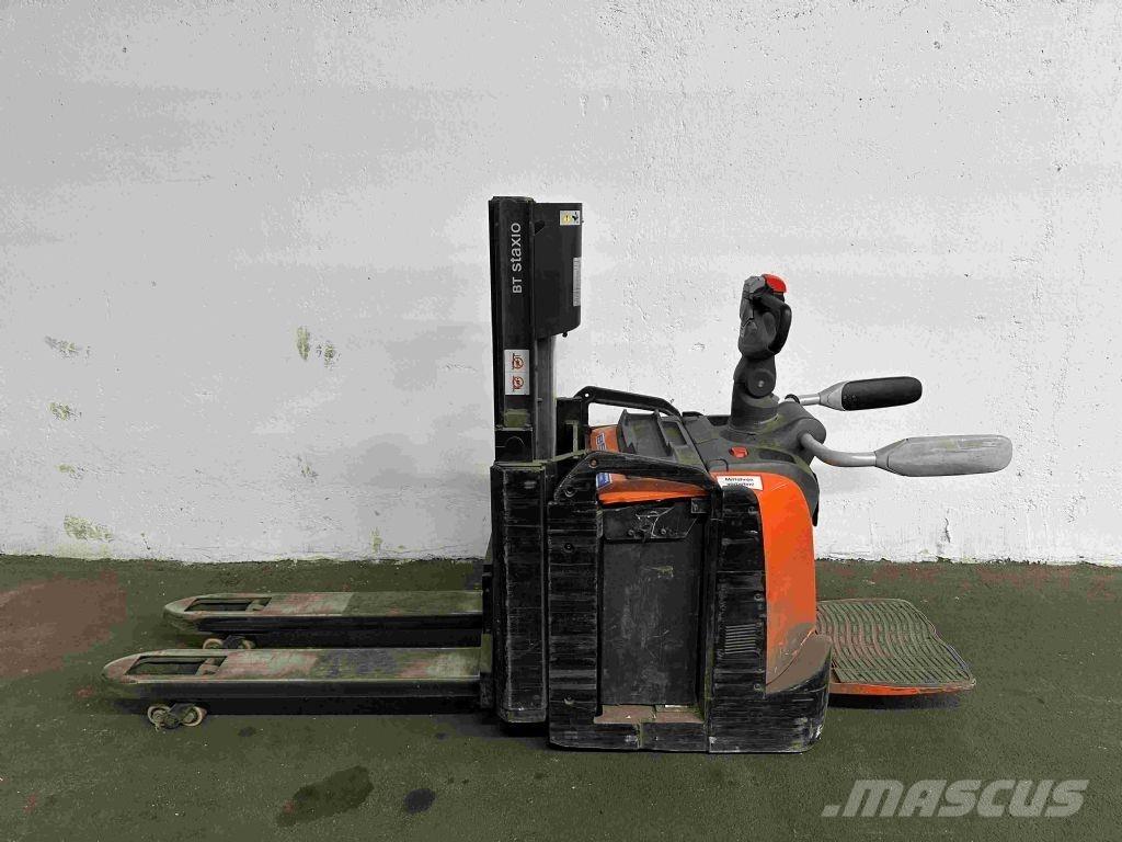 Toyota SPE 200 D Yaya kumandali istif makinasi