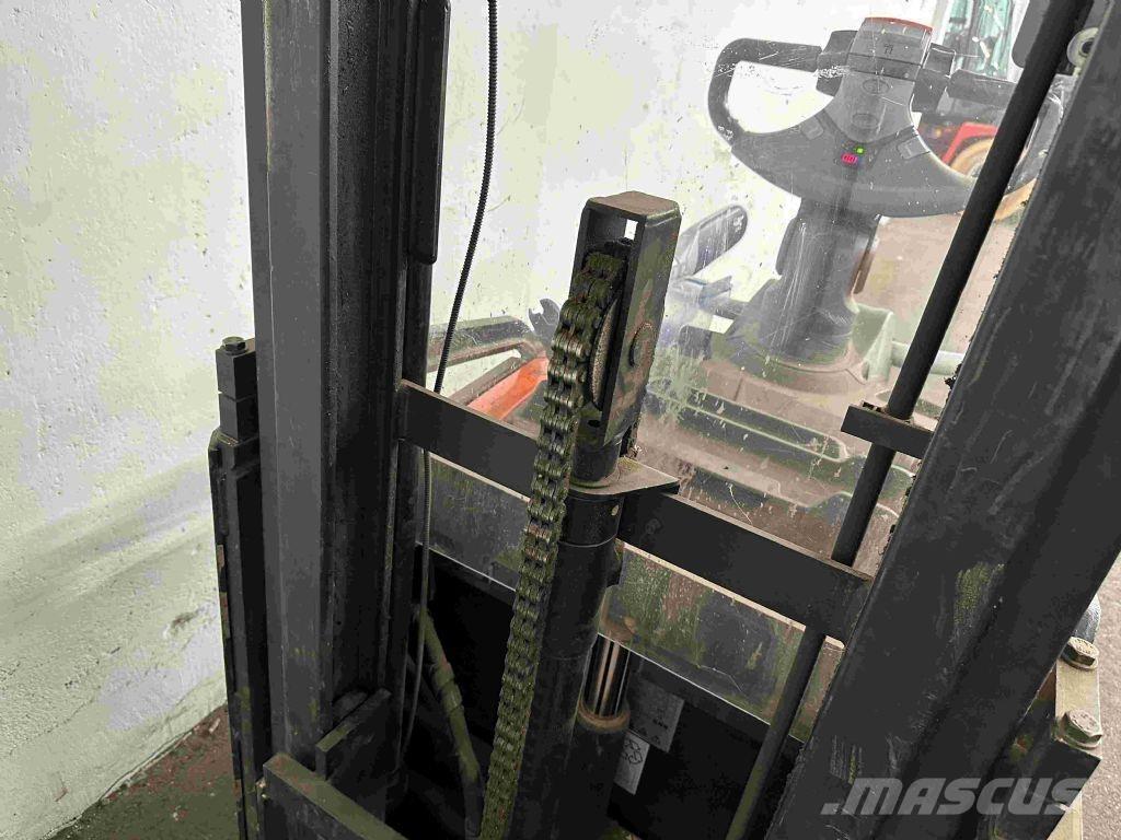 Toyota SPE 200 D Yaya kumandali istif makinasi