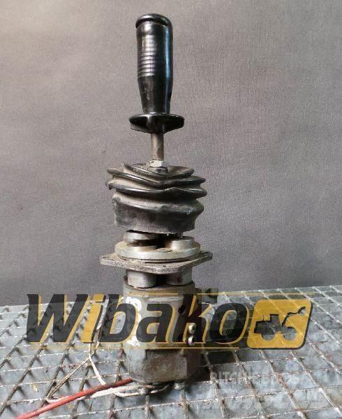 O&K Joystick O&K L45 Hidrolik