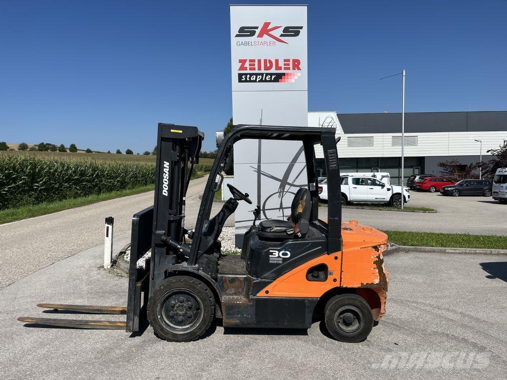 Doosan D30S-7 Dizel forkliftler