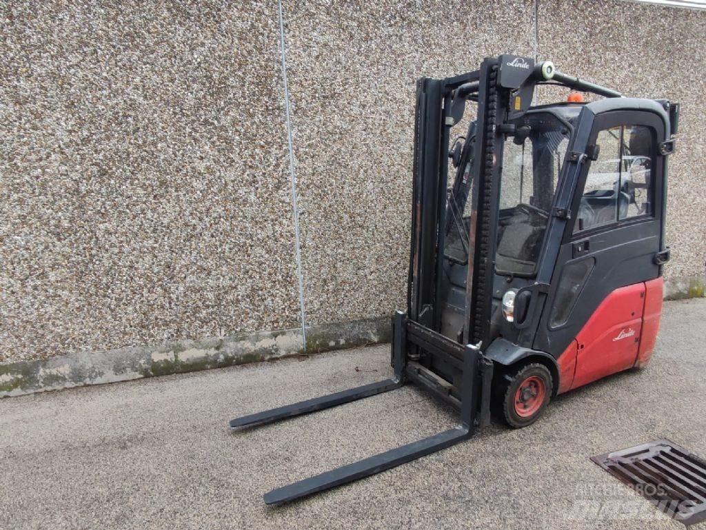 Linde E15-01 Elektrikli forkliftler