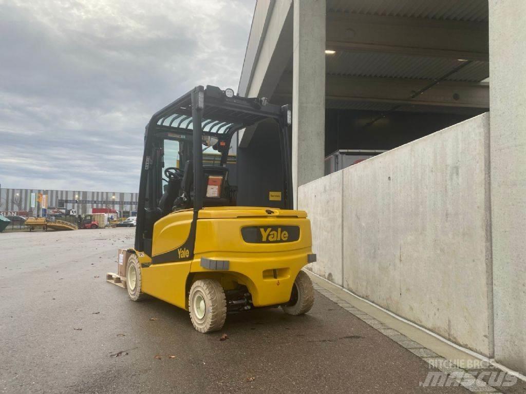Yale ERP35VL Elektrikli forkliftler