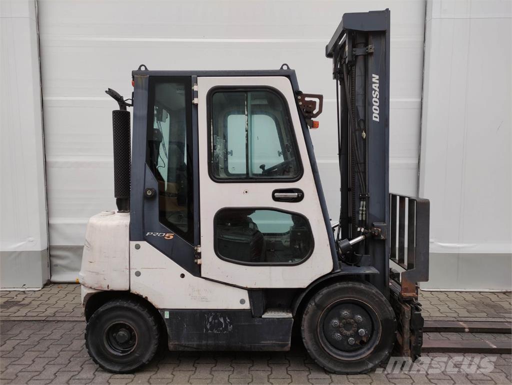 Doosan D25S-5 Dizel forkliftler