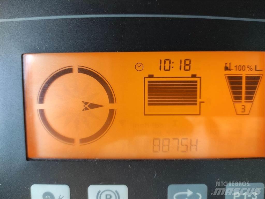 Jungheinrich ETV 116 Reach truck - depo içi istif araçları