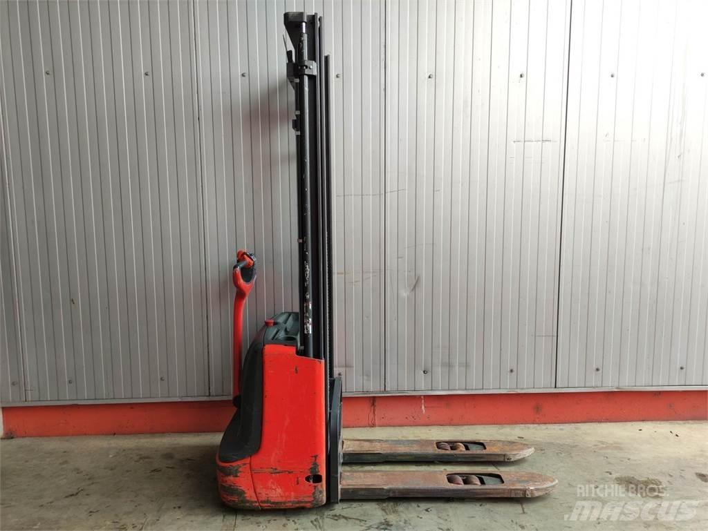 Linde L12 Yaya kumandali istif makinasi