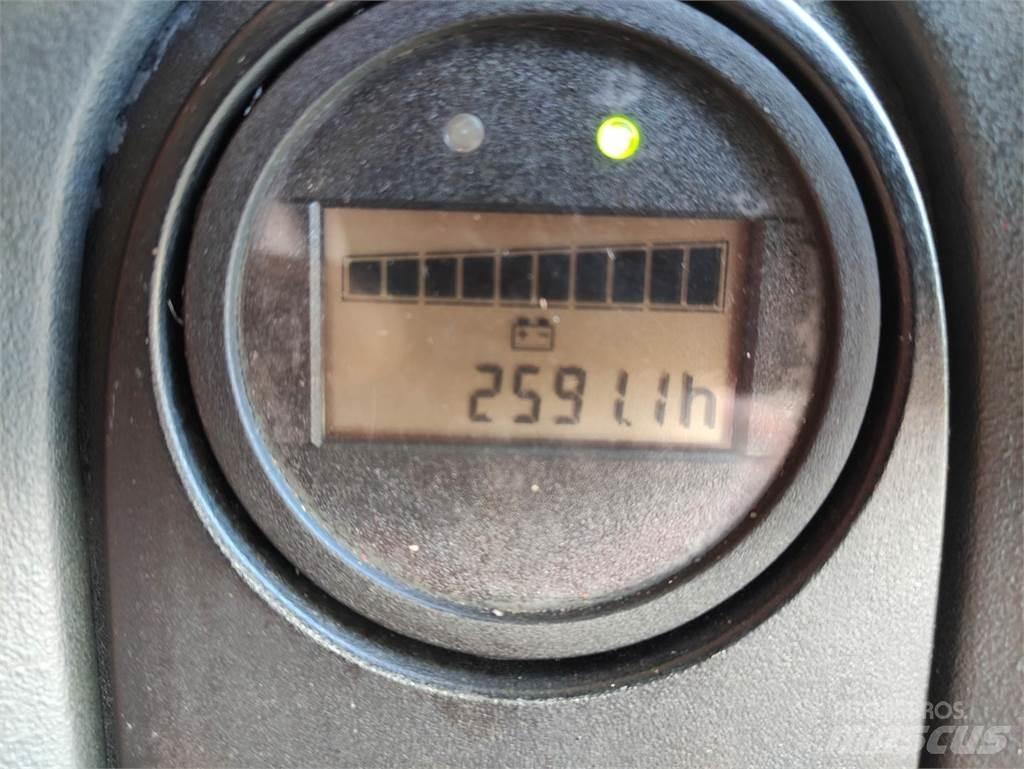 Linde L12i-1172 Yaya kumandali istif makinasi