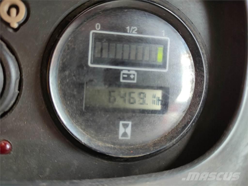 Linde L14-372 Yaya kumandali istif makinasi